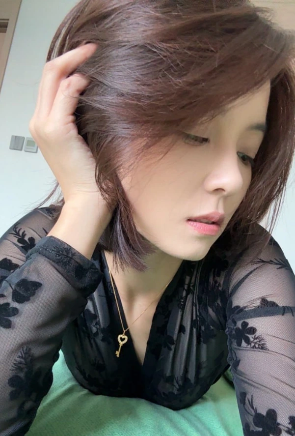 孬子妹 微密圈全套高清写真合集(持续更新) - 图片 2 孬子妹 微密圈全套高清写真合集(持续更新) - 图片 2